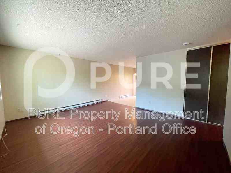 527 Ne 63rd Ave - Photo 6 of 18