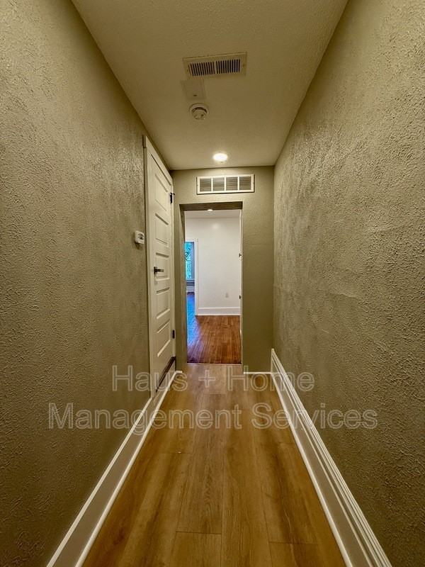 906 Penn Ave #C - Photo 6 of 26
