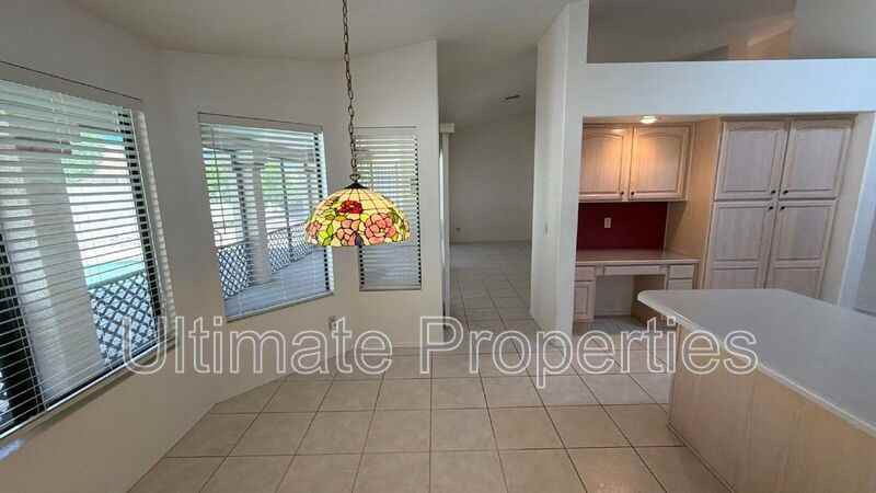 9716 W Escuda Dr - Photo 4 of 9