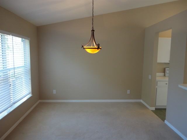 7518 Savannah Ln - Photo 3 of 20