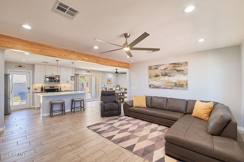 7319 E Roosevelt St - Photo 2 of 28