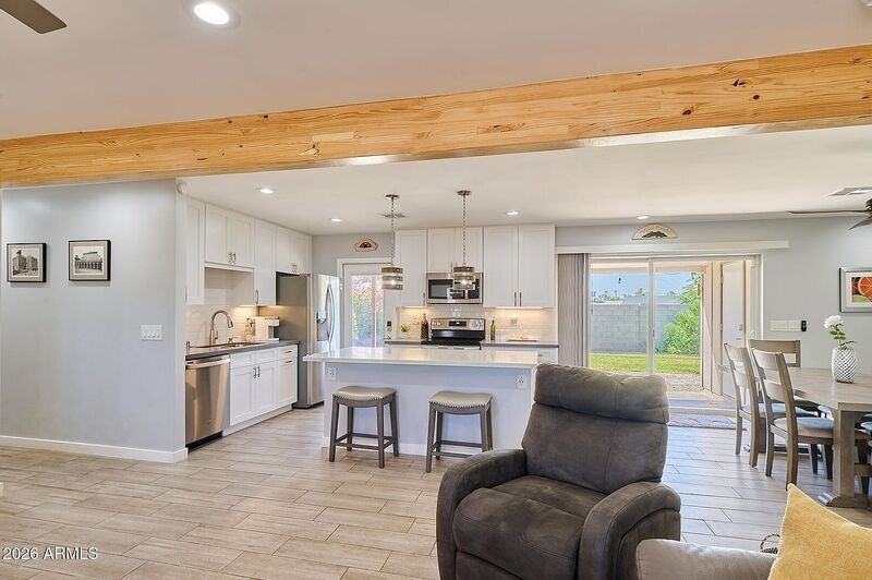 7319 E Roosevelt St - Photo 4 of 28