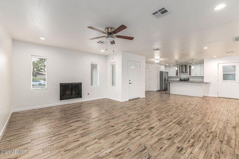 937 N 85th St - Photo 2 of 37