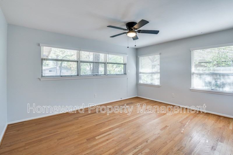 1919 Betsy Ln - Photo 5 of 12