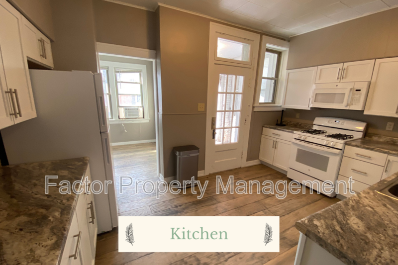 130 Parsons St - Photo 6 of 23