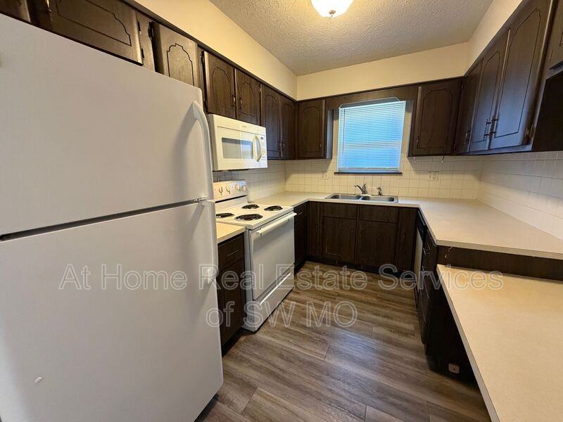 3309 E Portland St #A - Photo 3 of 9