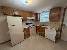 1189 W Hall St - Photo 1 of 1