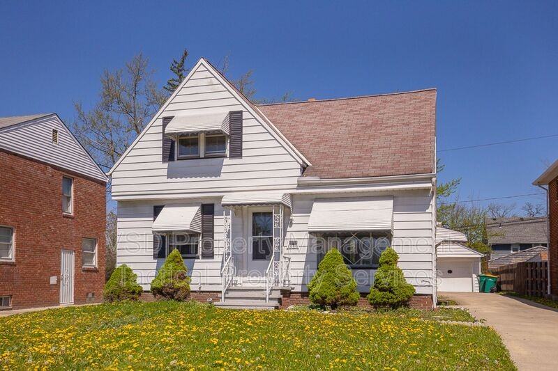 20115 Libby Rd - Photo 4 of 27