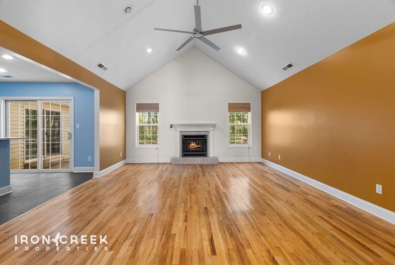 49 Azalea Dr - Photo 4 of 30