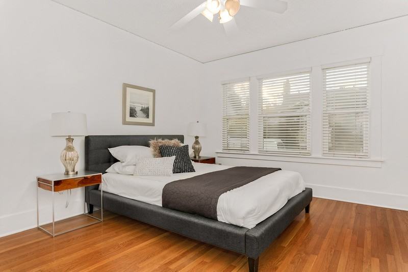 2610 Glenwilde Pl E - Photo 4 of 11