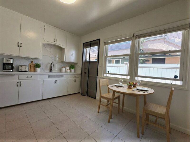 3109 Jarvis St - Photo 6 of 20