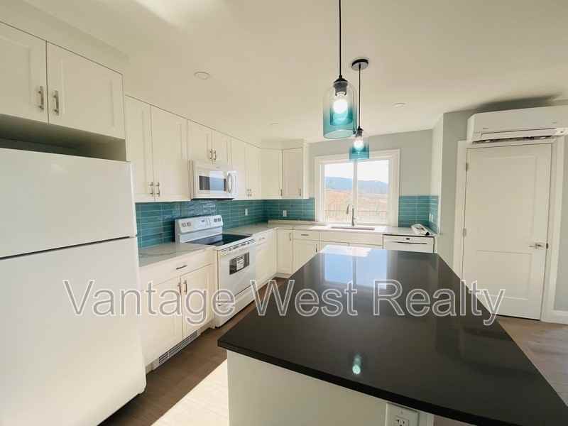 17181 - Photo 3 of 11