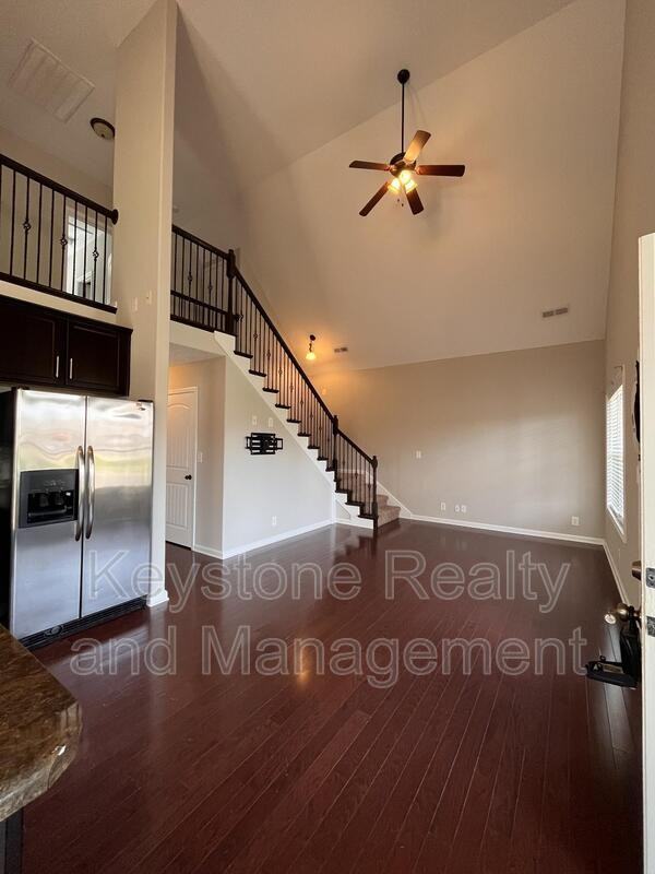 968 Culverson Ct - Photo 3 of 10