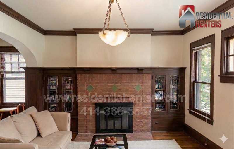 3002 N Frederick Ave - Photo 2 of 10