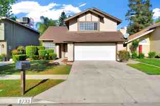 6733 N Warren Ave - Photo 1 of 1