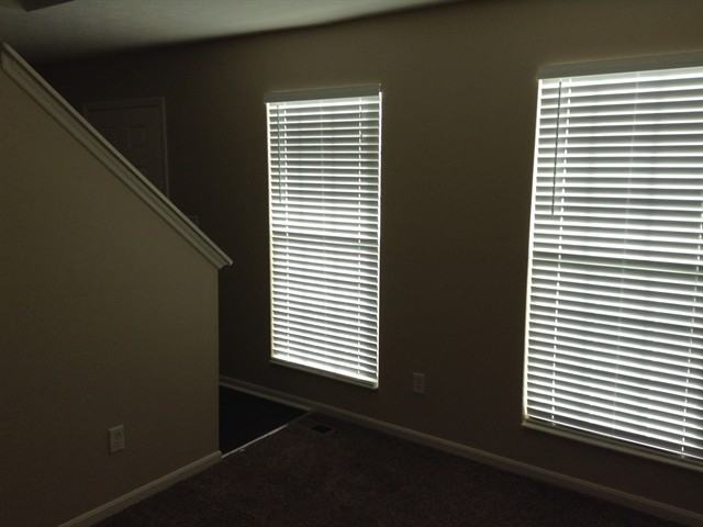 120 Waterstone Dr - Photo 2 of 16