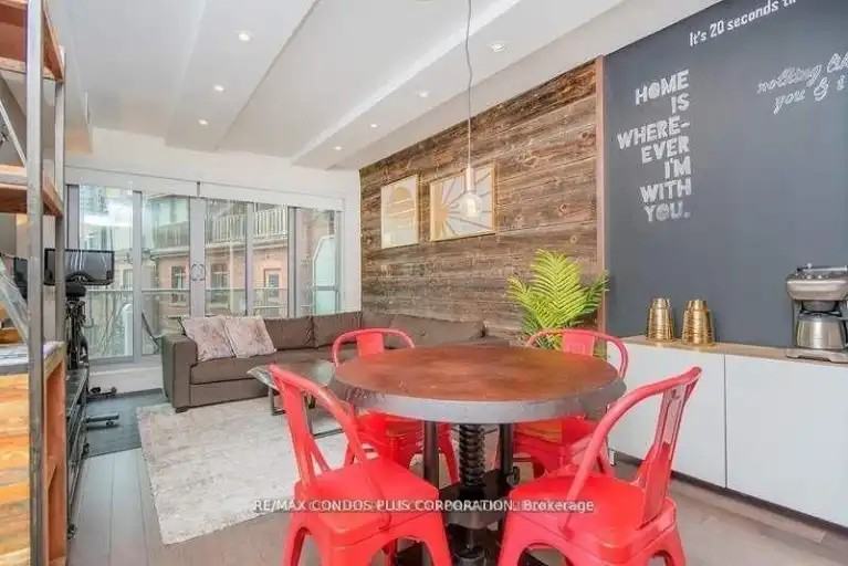 55 Front St E #611 - Photo 5 of 19