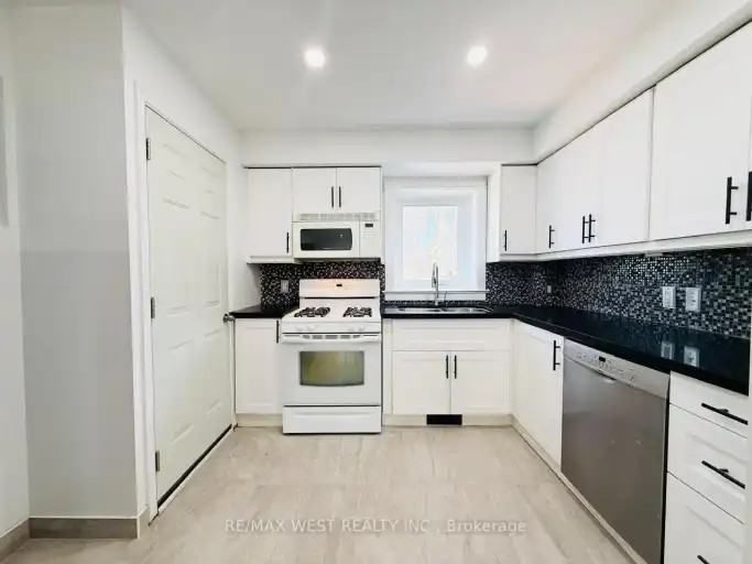 123 Kingston Rd #1 - Photo 6 of 22