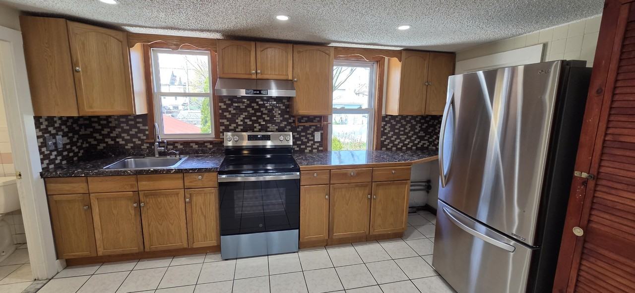 33 George St #2 - Photo 4 of 26