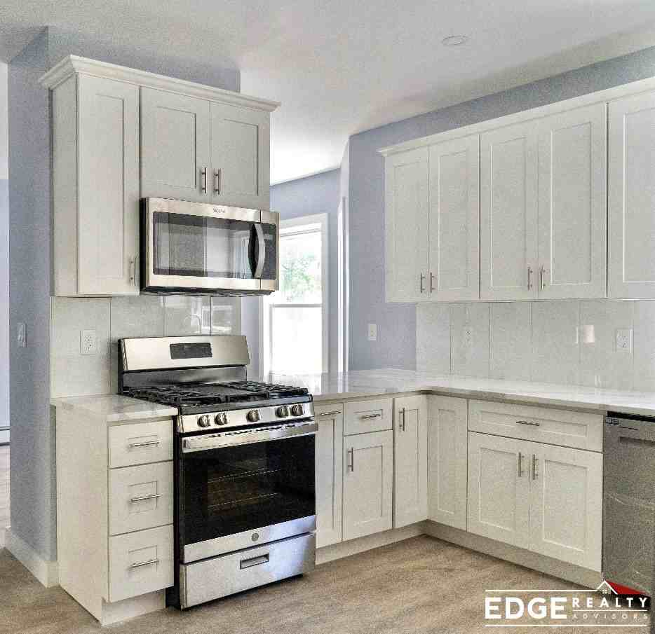 40 Mansfield St #40 - Photo 2 of 11