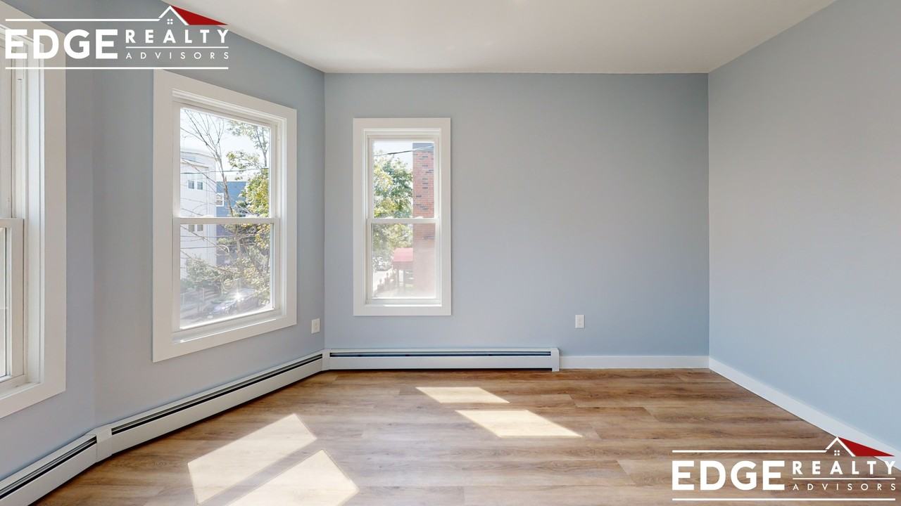 40 Mansfield St #40 - Photo 4 of 11