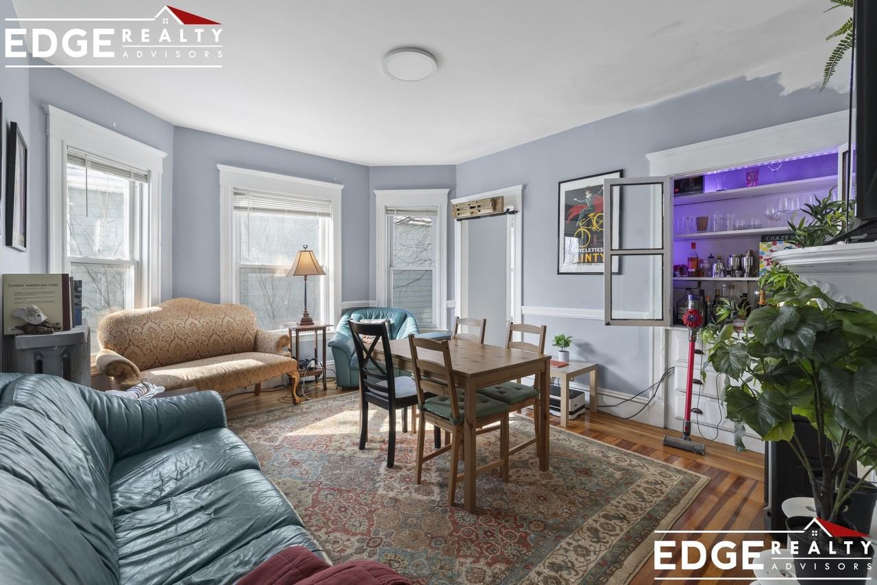 63 Coolidge Rd #2 - Photo 2 of 18