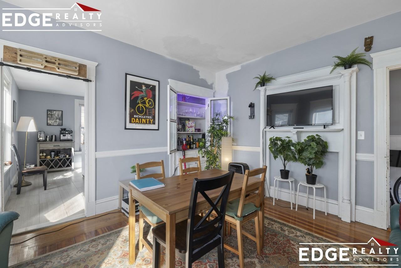 63 Coolidge Rd #2 - Photo 5 of 18