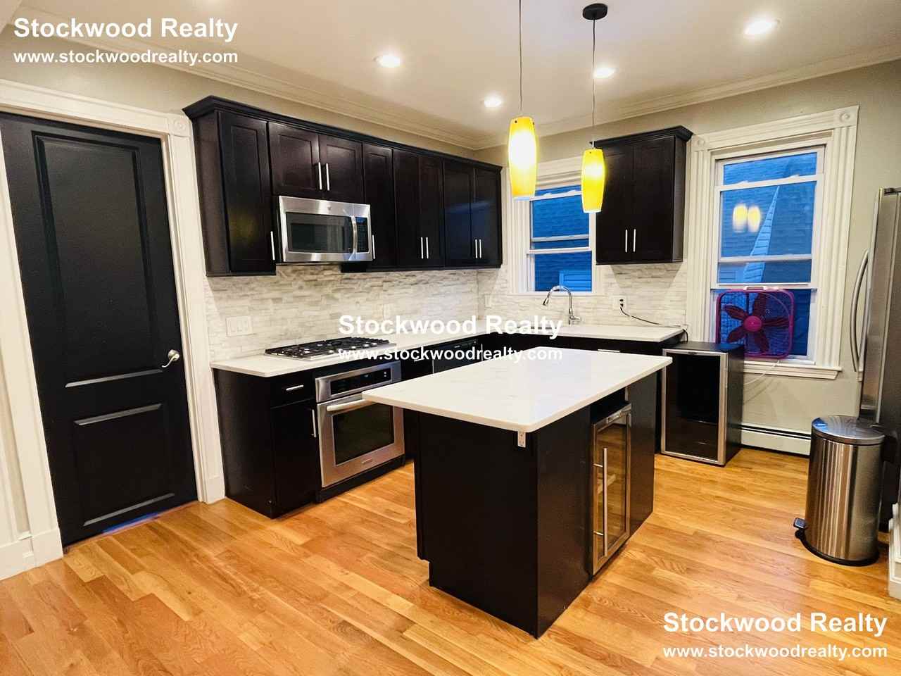 10 Dorset St #3 - Photo 2 of 50