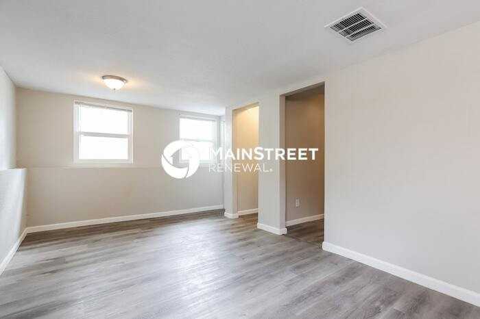 4603 S Buckley Way - Photo 6 of 18