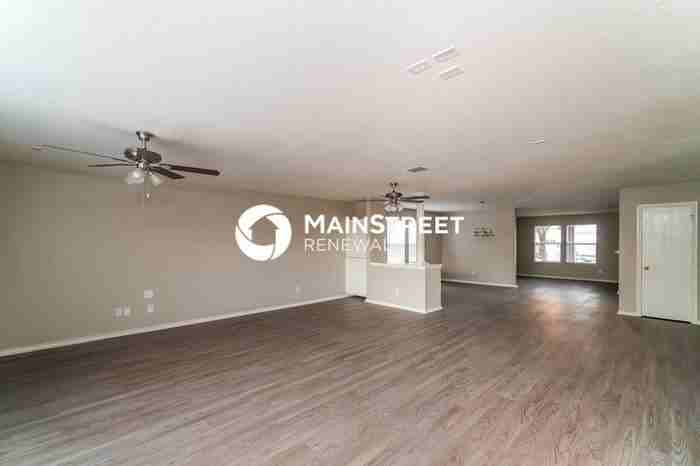 205 Hinge Loop - Photo 5 of 17