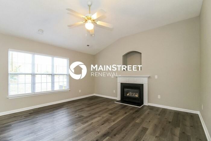 110 Salem Ridge Ct - Photo 4 of 17