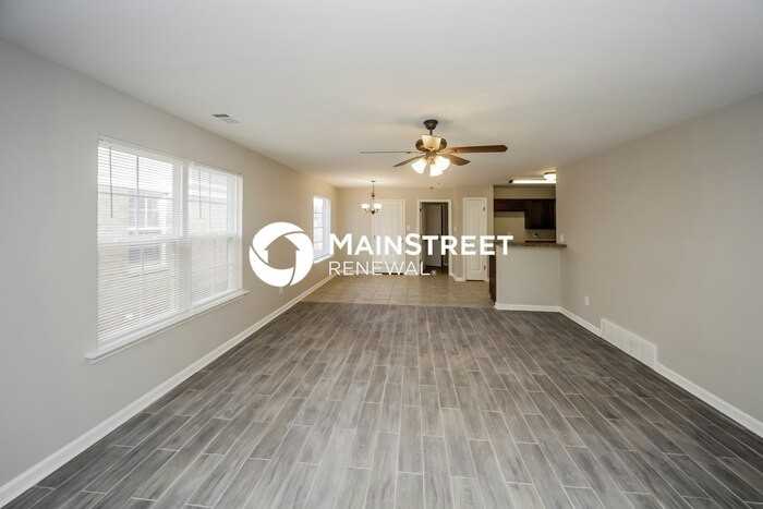 10216 Sterling Ridge Dr - Photo 4 of 17