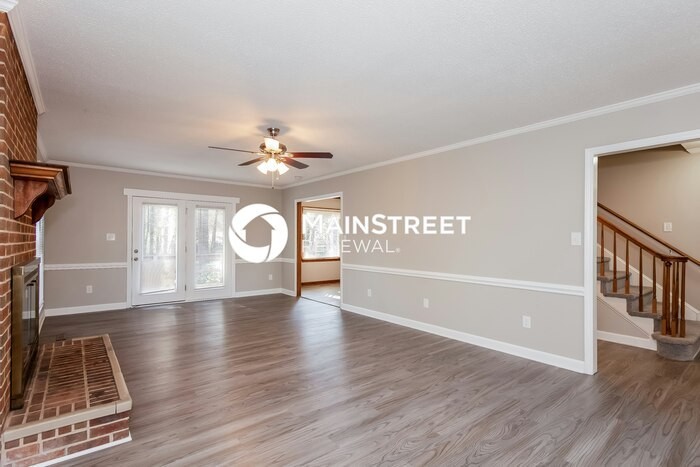 19600 Whilehaven Ct - Photo 5 of 17