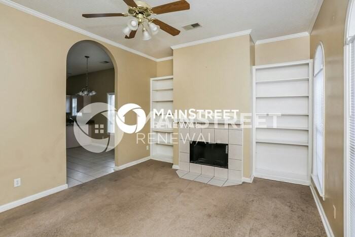 924 Dalemore Ln - Photo 5 of 16