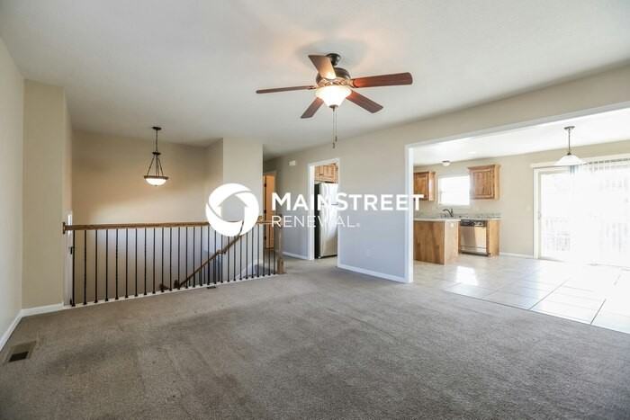 505 Ne 192nd St - Photo 6 of 17