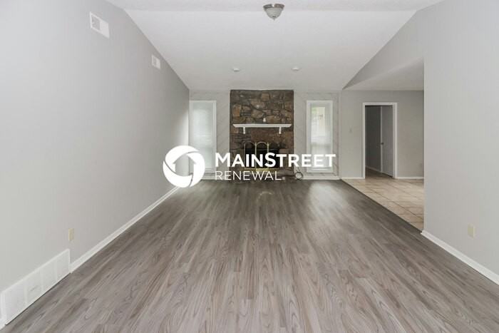 4405 Indian Trail Dr - Photo 4 of 16