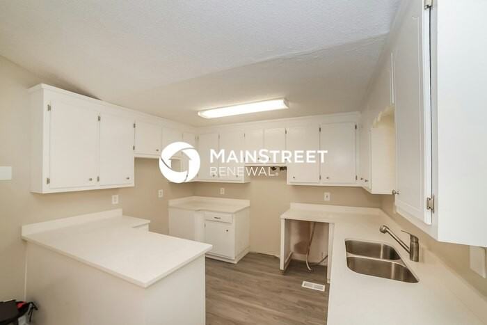 336 Browning Cir - Photo 6 of 17