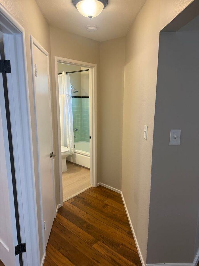 20358 Concord Ave - Photo 3 of 8