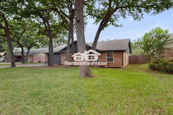 733 Ridgewood Cir - Photo 6 of 48