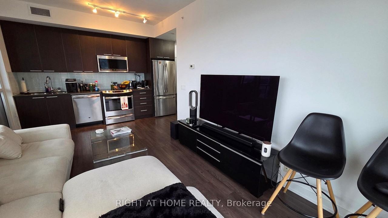 10 Park Lawn Road #2307 - Photo 2 of 13