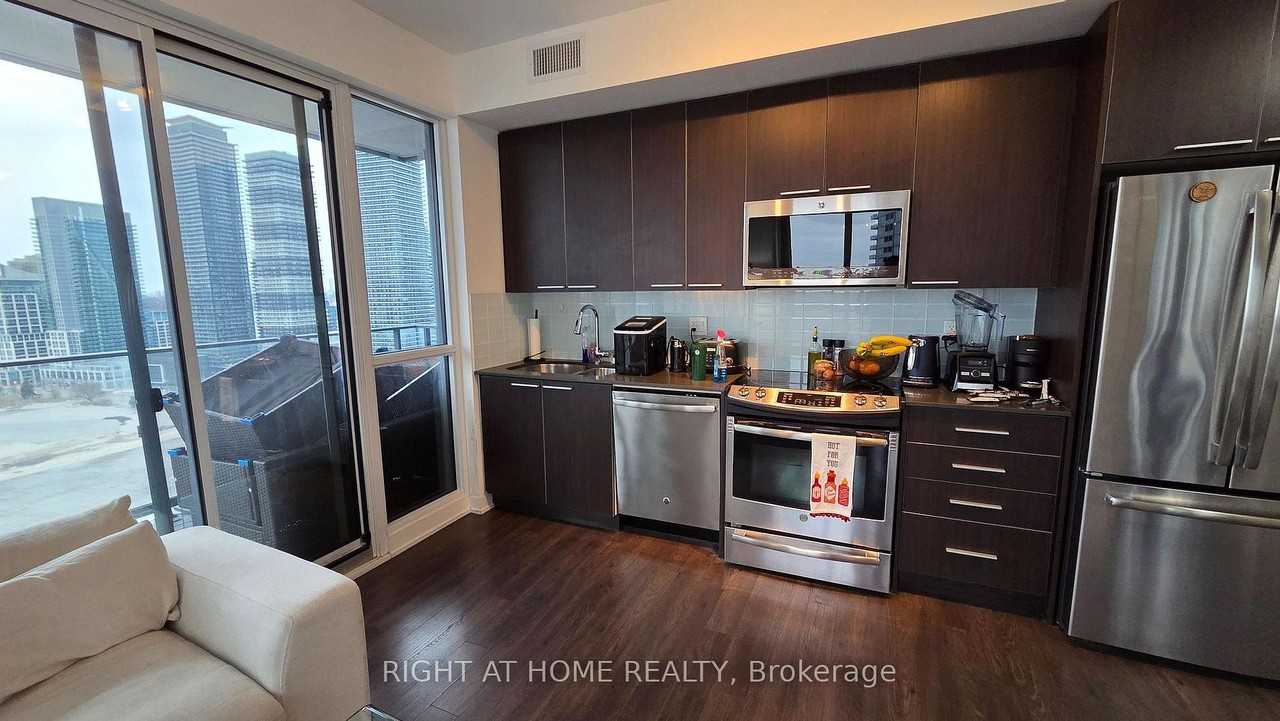 10 Park Lawn Road #2307 - Photo 3 of 13