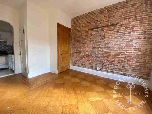 111 Saint Johns Pl #3 - Photo 2 of 12
