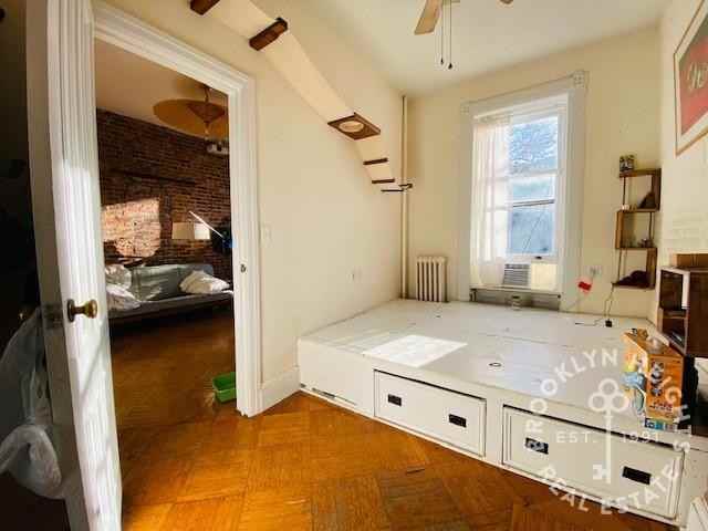 111 Saint Johns Pl #3 - Photo 7 of 12