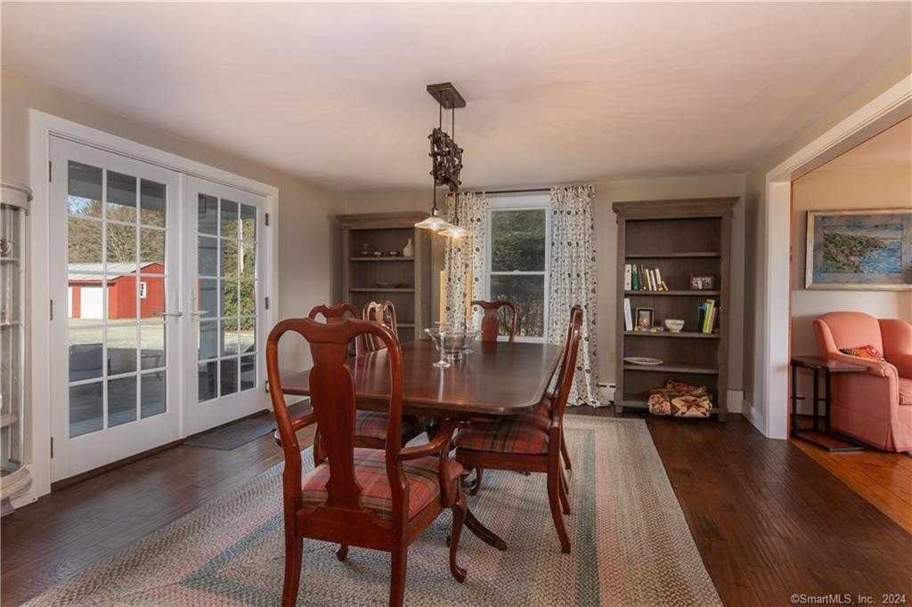 323 Green Hill Rd - Photo 7 of 18