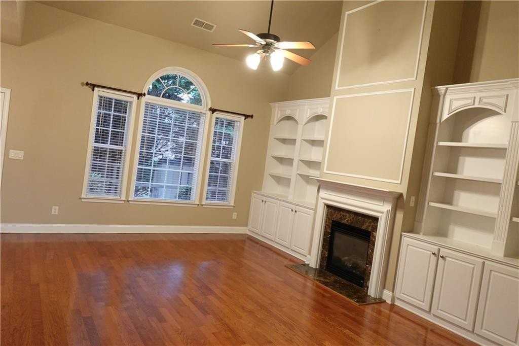 3462 Blanding Ct - Photo 3 of 30