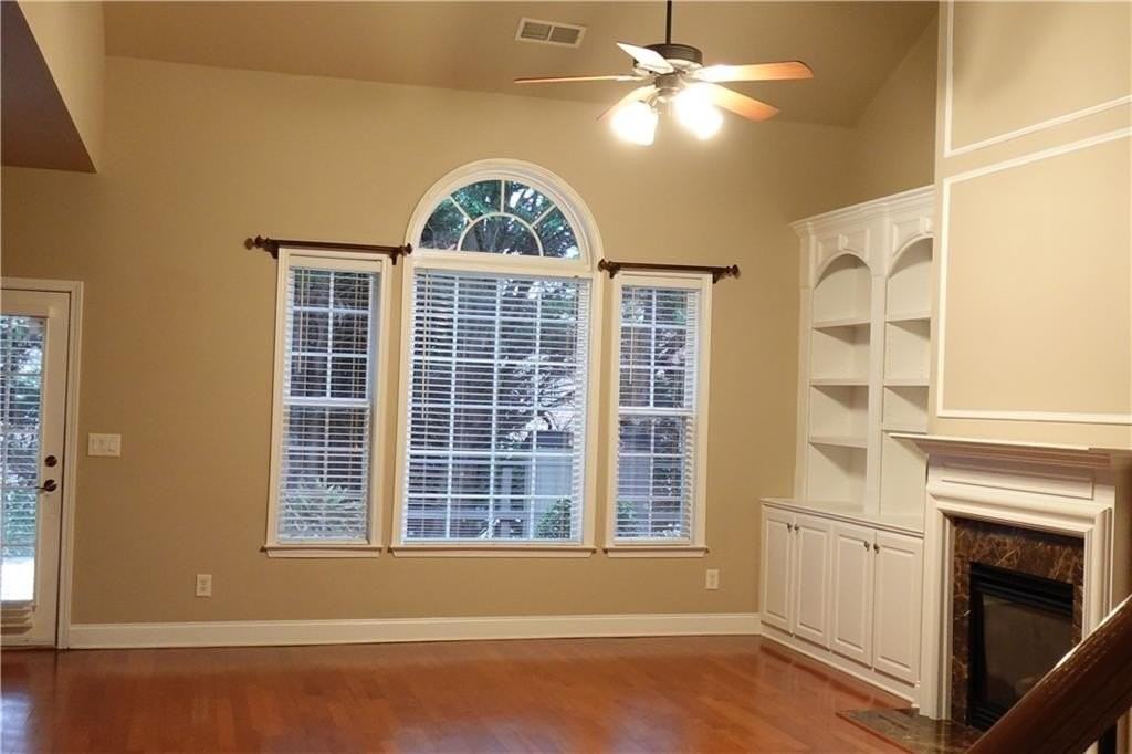 3462 Blanding Ct - Photo 4 of 30