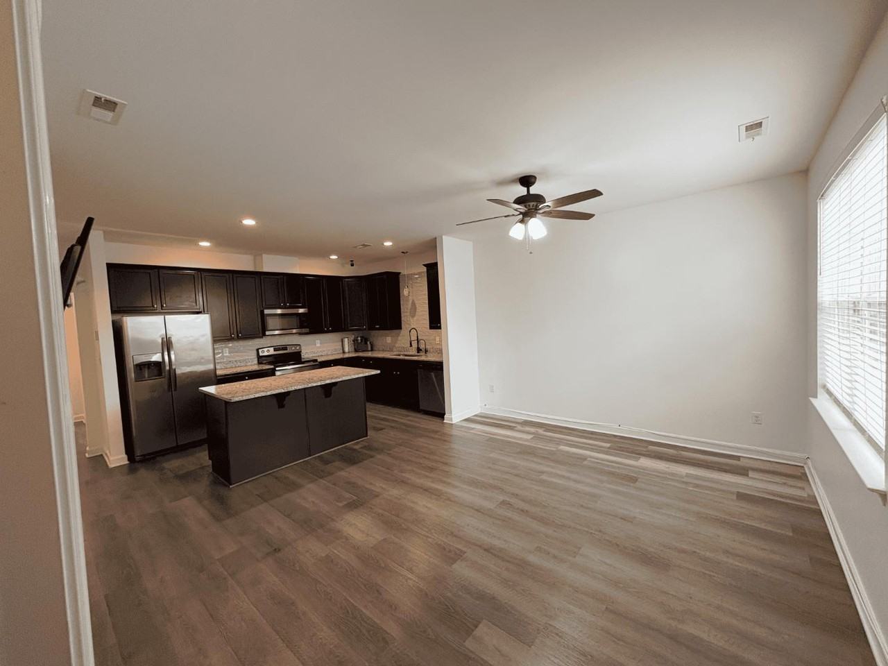 2812 Church St - Photo 2 of 9