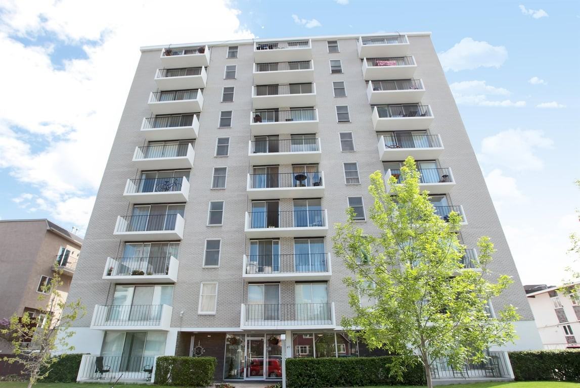 Stratton Oaks - Photo 3 of 37