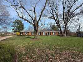 featured image of 1108 Westmoor Pl