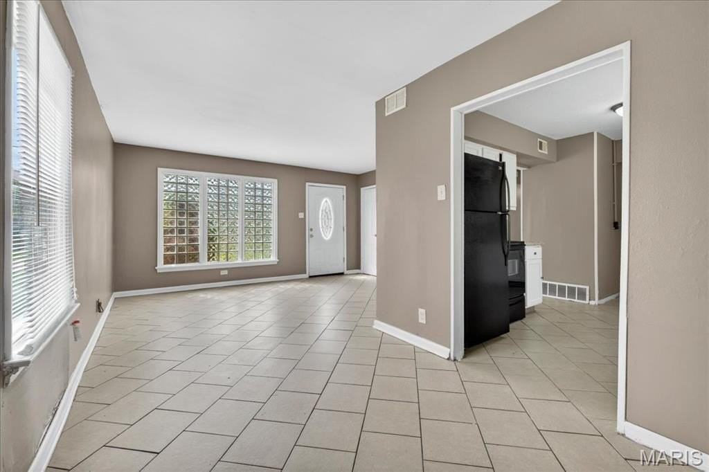 6018 Evergreen Blvd - Photo 6 of 27